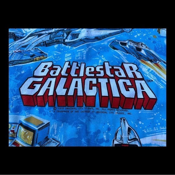 Battlestar Galactica Vintage 70’s Full Size Top Sheet Fabric - Picture 3 of 10
